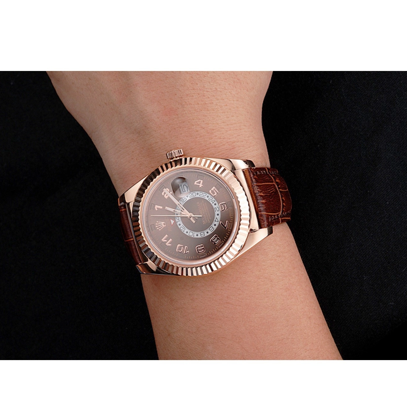 Good Copy Rolex Watches Brown Brown Case Gold Rolex Dweller Dial Leather Sky Rose Strap 0210